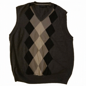 𝅺men’s Knitted sweater vest, Large.  Argyle pattern - black, grey and white.